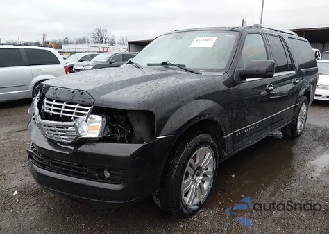 2014 Lincoln Navigator L z USA, uszkodzony, nr VIN 5LMJJ3J59EEL06534